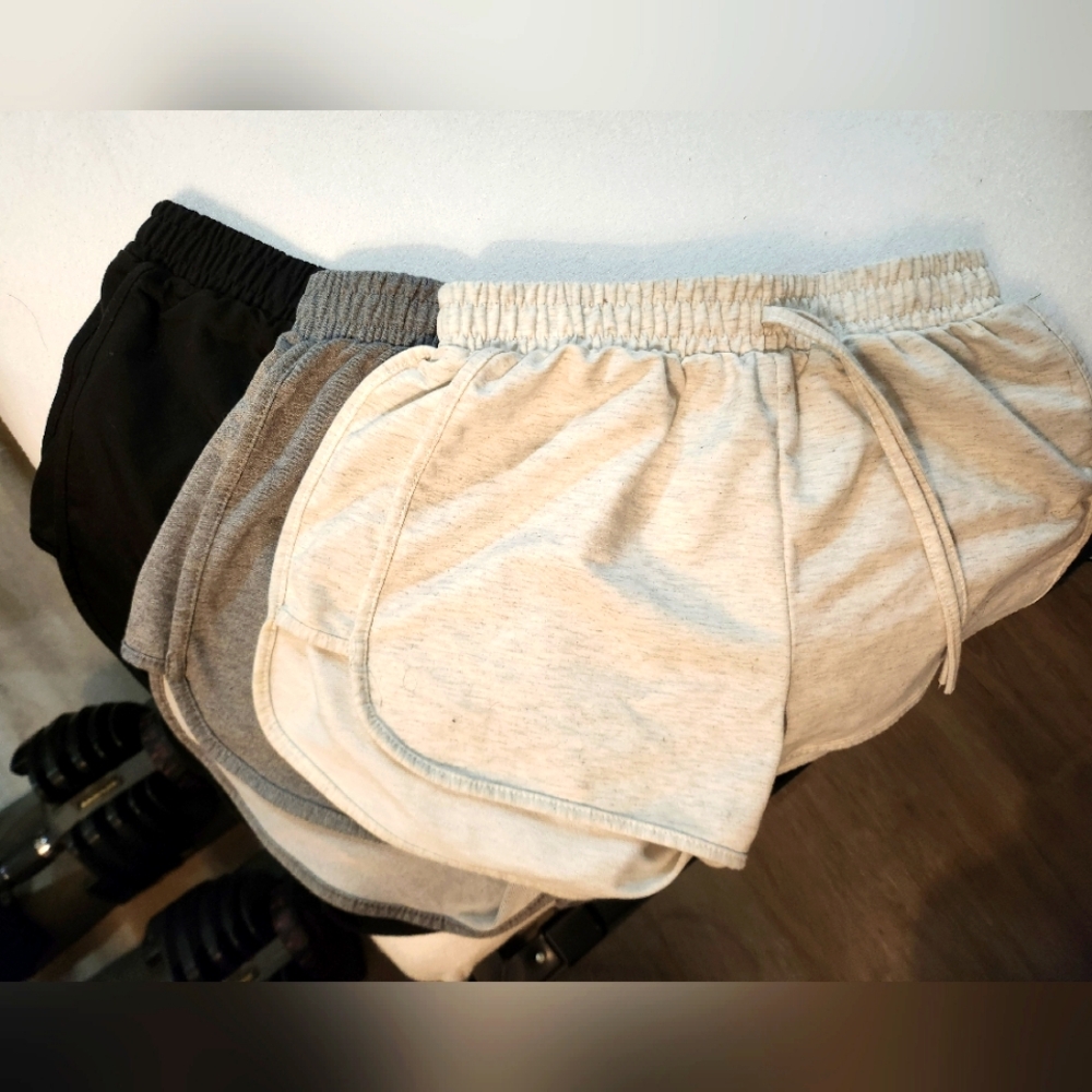 Running shorts